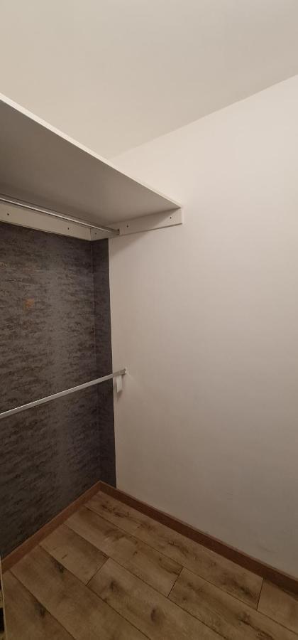 Ybs Apartman Apartamento Zalaegerszeg Exterior foto